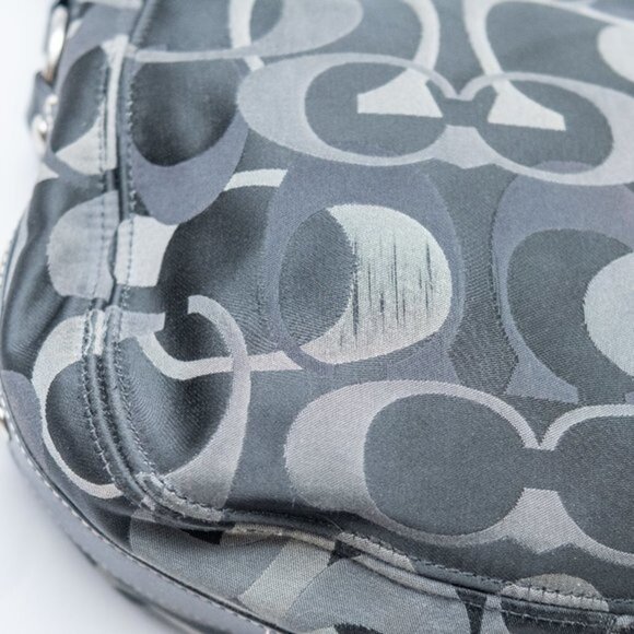 Coach | ZOE | Leather black/grey signature Jacquard Canvas shoulder bag - Picture 5 of 8